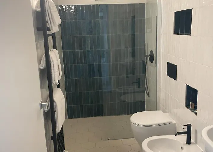 Casali * ترييستي