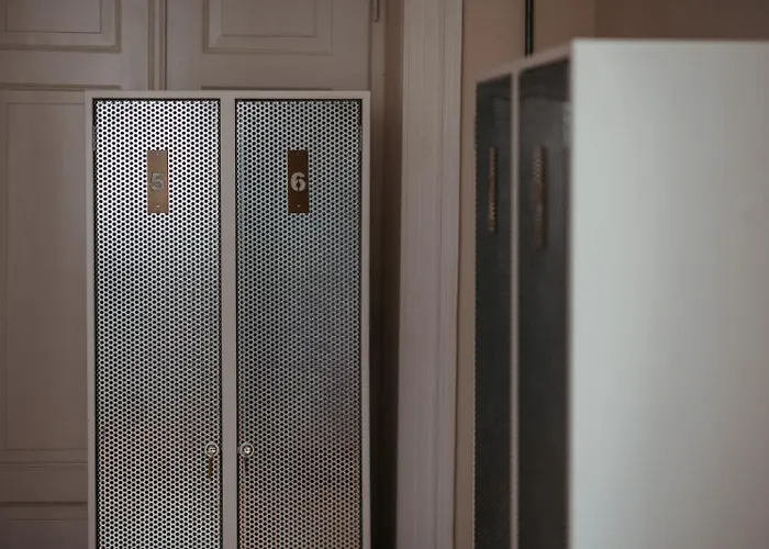 Casali بيت شباب ترييستي