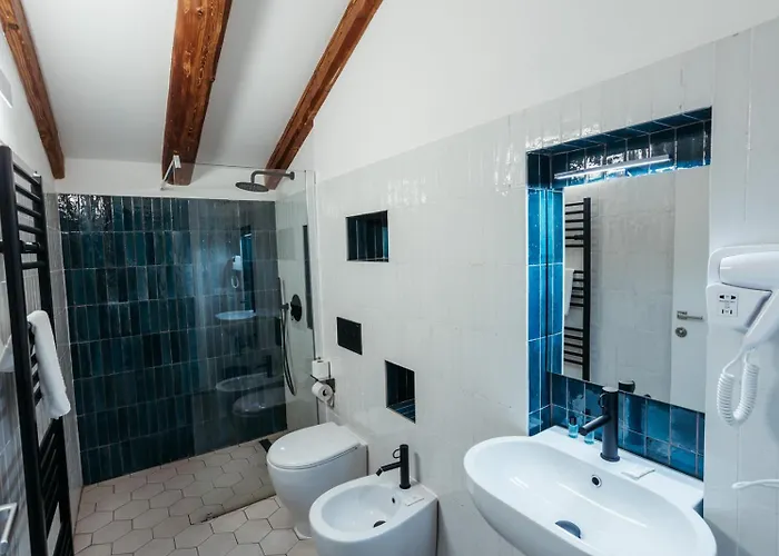 Casali بيت شباب