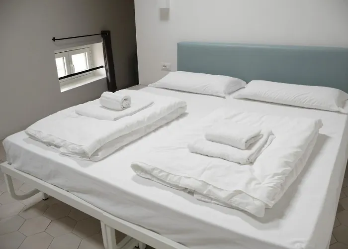 Casali بيت شباب *