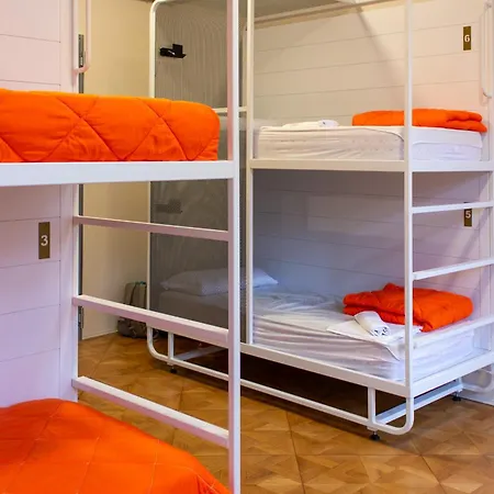 Casali Hostel *